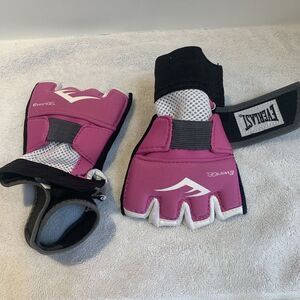 Everlast Women's MMA Evercool Kickboxing Training Gloves Level II